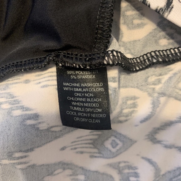 White House Black Market Drop Waist Sleeveless Top With Pockets Women's Size XS - Picture 12 of 12